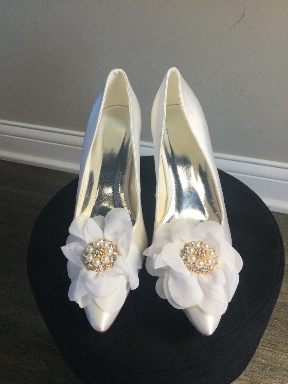 Elegant White Bridal Pointed Toe Pumps with Floral Pearl Accent